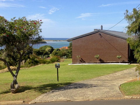Paradise View - Accommodation Nelson Bay 3