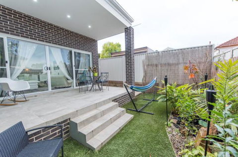 Parramatta Jewel - Accommodation Nelson Bay 2