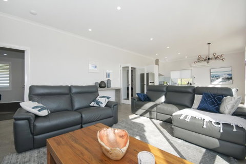Peaceful Ridge Resort - Accommodation Nelson Bay 2