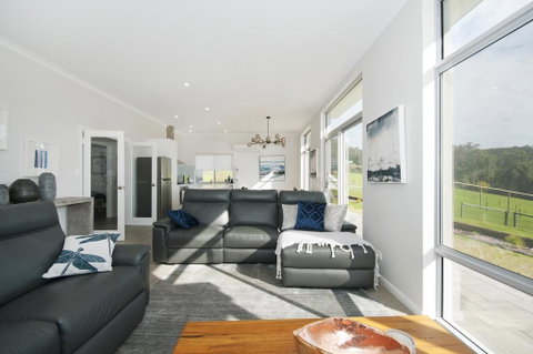Peaceful Ridge Resort - Accommodation Nelson Bay 3