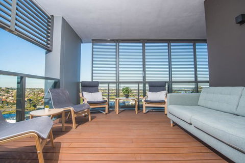 PEAK EAST 2bed2bath APT @Ryde SO RELAXING - Accommodation Nelson Bay 1