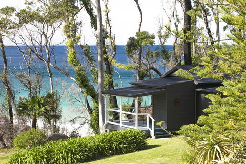 Pebbly Beach Escape - Accommodation Nelson Bay 1
