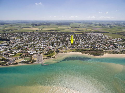 PERFECT ON PYMBLE AVE - Accommodation Nelson Bay 3