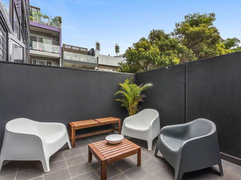 PERFECTLY PRAHRAN - Your Mecca Of Social And Style - Accommodation Nelson Bay 3