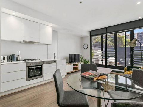PERFECTLY PRAHRAN - Your Mecca Of Social And Style - Accommodation Nelson Bay 0
