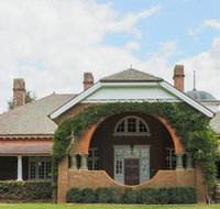 Petersons Armidale Winery and Guesthouse - Accommodation Nelson Bay