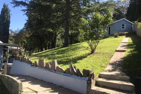 Pine Hill Cottage Acreage In Nature Trees Views Mid Katoomba Leura - Nelson Bay Accommodation.com 2