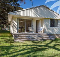 Pippis - Accommodation Nelson Bay