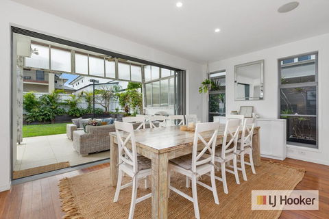 PIRIE BEACH House - Accommodation Nelson Bay 2