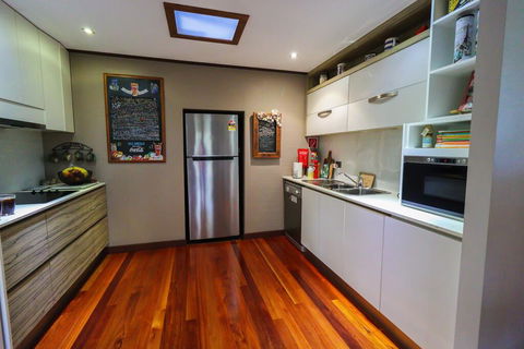 PK Illusions - Accommodation Nelson Bay 3