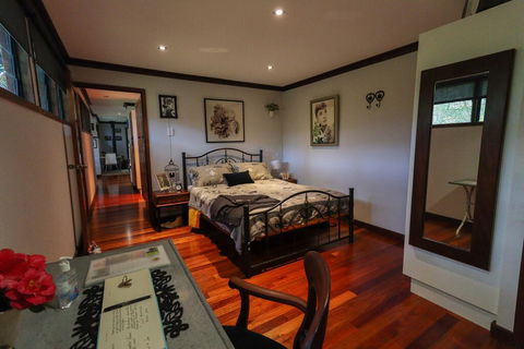 PK Illusions - Accommodation Nelson Bay 2