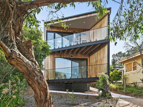 POINT BREAK , NEW LISTING 2019,  - Accommodation Nelson Bay 0