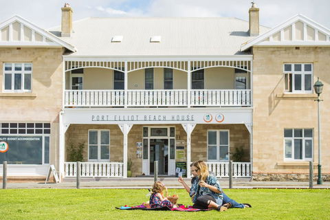 Port Elliot Beach House YHA - Accommodation Nelson Bay 2