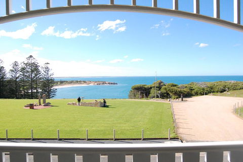 Port Elliot Beach House YHA - Accommodation Nelson Bay 3