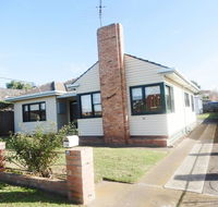Port Life Beach House - Accommodation Nelson Bay