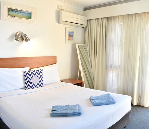 Port O'Call Motel - Accommodation Nelson Bay 2