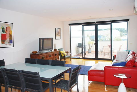 POSITION PERFECT CENTRAL INVERLOCH - Accommodation Nelson Bay 0