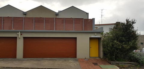 POSITION PERFECT CENTRAL INVERLOCH - Accommodation Nelson Bay 1