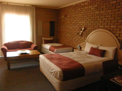Quality Inn Colonial - Accommodation Nelson Bay 2