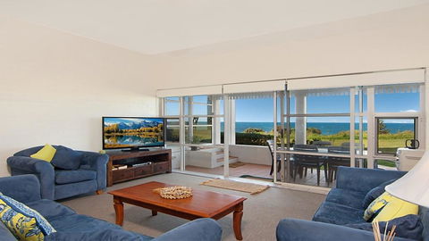 Quarterdeck 18 -WiFi - Accommodation Nelson Bay 2