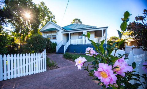 Queen Bee Cottage, Milton - Accommodation Nelson Bay 0