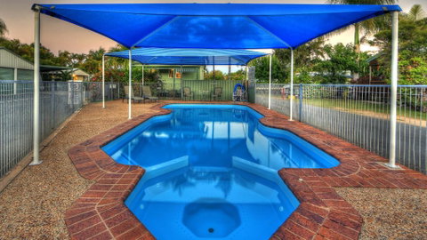 Queens Beach Tourist Village - Accommodation Nelson Bay 0