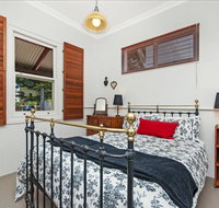 Railway Cottage - Accommodation Nelson Bay