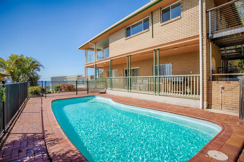 Rainbow Views - Rainbow Beach, Stunning Ocean Views And A Swimming Pool - Accommodation Nelson Bay 2