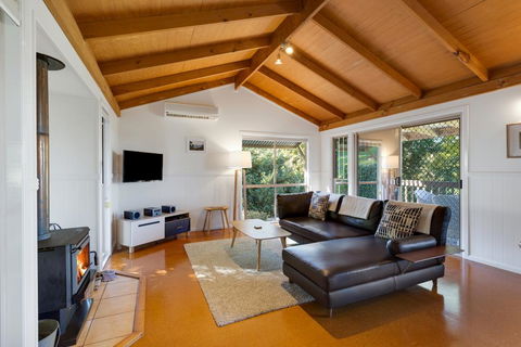 Ravensbourne Escape - Windsong - Accommodation Nelson Bay 2