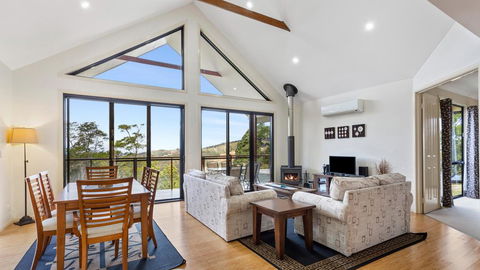 Ravensbourne Escape- Stella Luna - Accommodation Nelson Bay 2