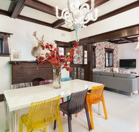 Ravenswood - Luxurious spacious 4 Br walk to Clovelly Beach - Accommodation Nelson Bay