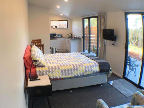 REBS B@B - Accommodation Nelson Bay 2