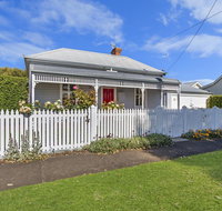Red Door  Wishart - Accommodation Nelson Bay
