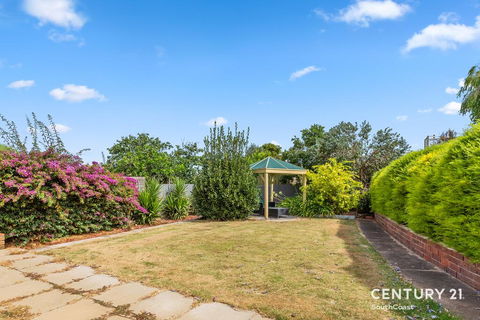 Reef & Vines Port Noarlunga - Accommodation Nelson Bay 1