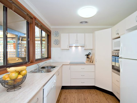 Reel Paradise - Accommodation Nelson Bay 3
