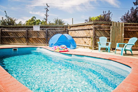 Regent Retreat - Echuca Moama Holiday Accommodation - Accommodation Nelson Bay 3