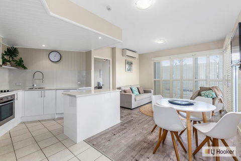 RESORT ON THE BEACH 1219/20 - Accommodation Nelson Bay 2
