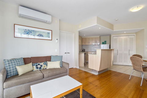 RESORT ON THE BEACH 6126-27 - Accommodation Nelson Bay 2