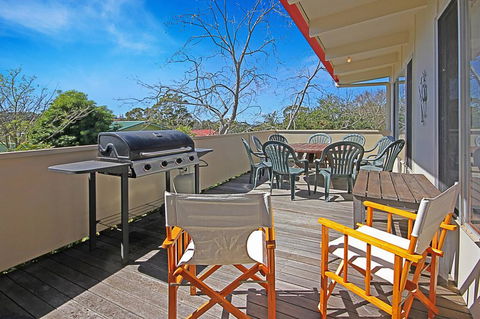 REST ASHORE At MOLLYMOOK - Accommodation Nelson Bay 0