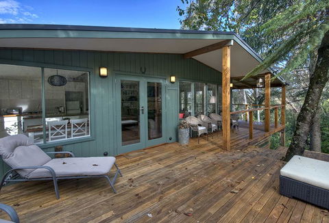 Ribbon Gum Lodge - Nelson Bay Accommodation.com 2