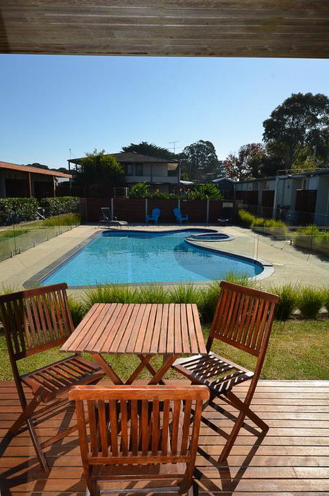 Riverside Ocean Grove - Accommodation Nelson Bay 3