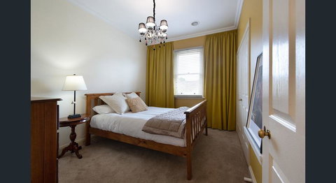 Roalies Farm House - Nelson Bay Accommodation.com 1