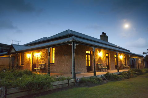 Robe House B&B - Nelsons Bay Accommodation 0