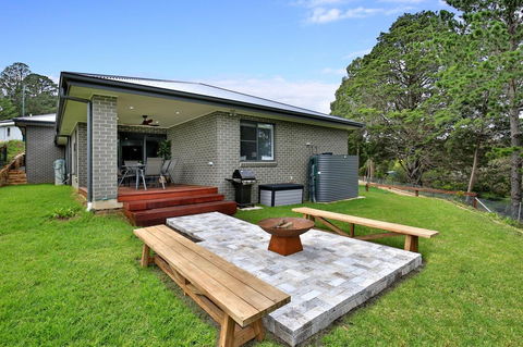 Rockwall - Pet-Friendly - Fire Pit - Accommodation Nelson Bay 2