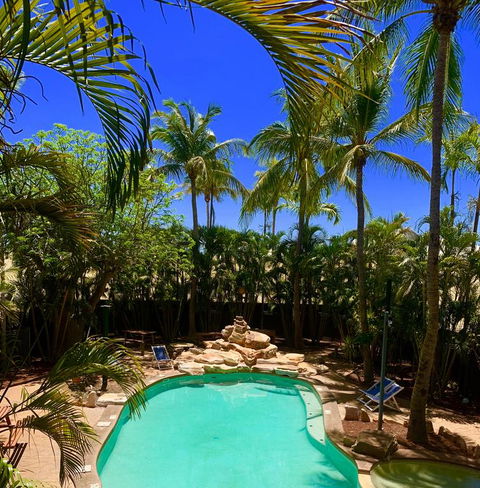 Roey Backpackers And Party Bar - Accommodation Nelson Bay 3