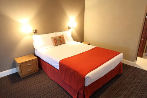Rose & Crown Hotel - Accommodation Nelson Bay 2