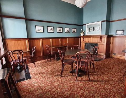 Royal Hotel - Accommodation Nelson Bay 1