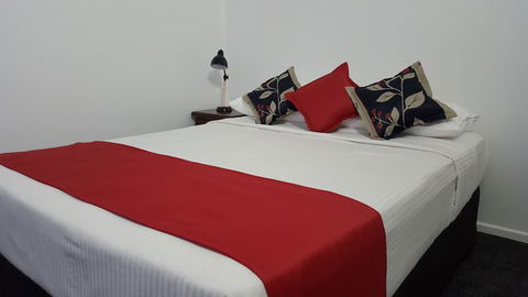 Royal Motel Tenterfield - Accommodation Nelson Bay 2