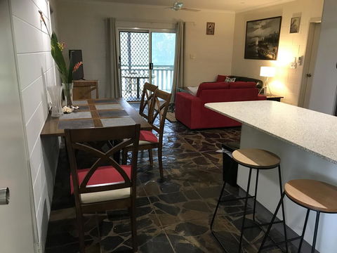 Royal Palm Cottage, Entire Two Bedroom 2 Bathroom House With Pool - Accommodation Nelson Bay 1
