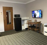 Roydons Motor Inn - Accommodation Nelson Bay
